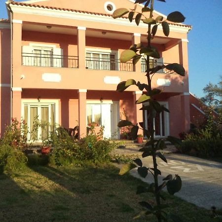 Karoubis Studio Kavallouri Exterior photo